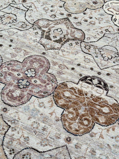 Vintage Look Agra 6'1"x9'2" Area Rug