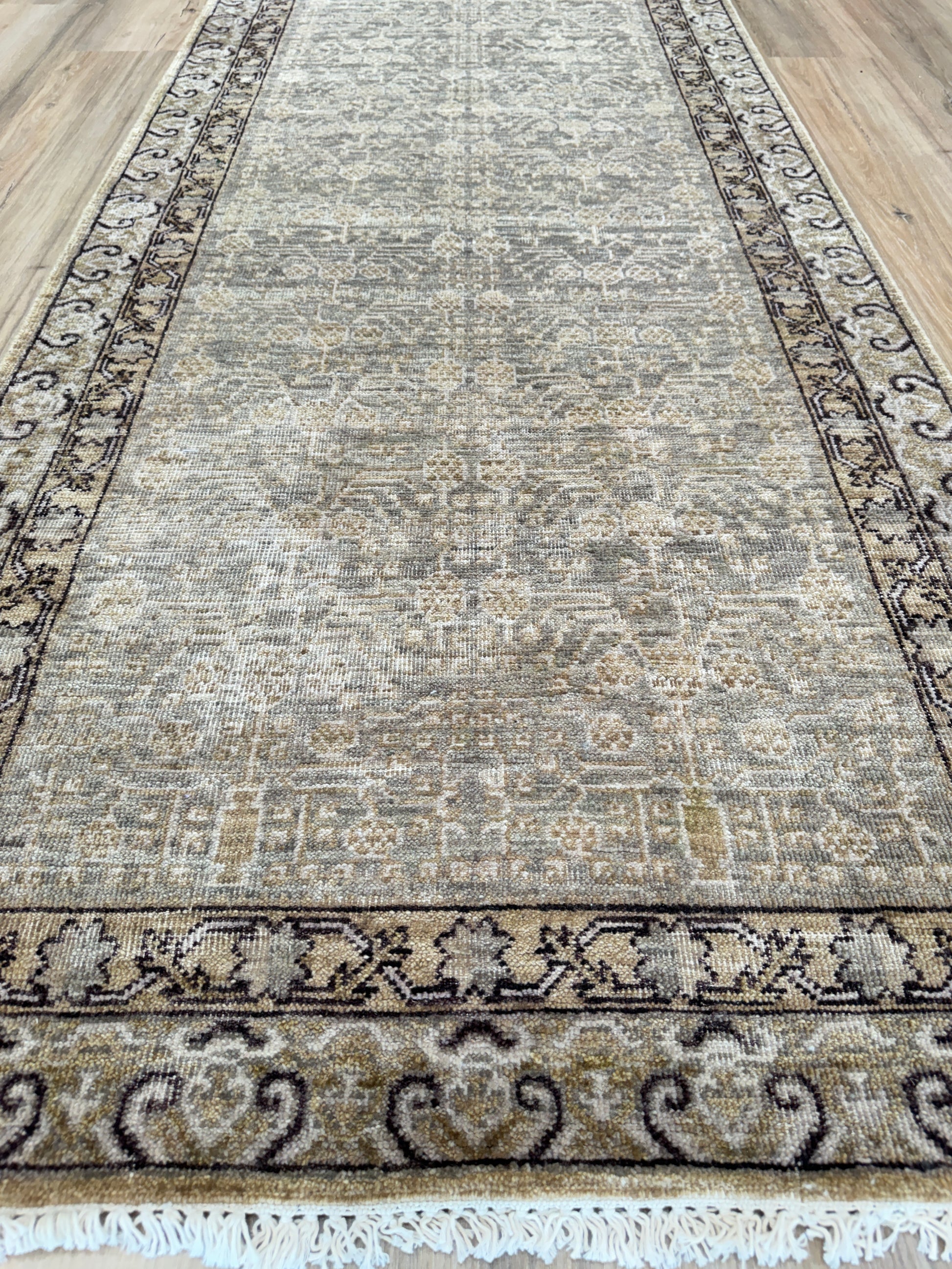 Vintage Look Khotan 3'1"x10'0" Area Rug