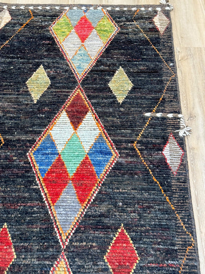 Moroccan Style Runner 3'0"x9'5" Area Rug