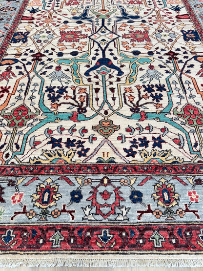 Transitional Bijar 5'0"x6'11" Area Rug