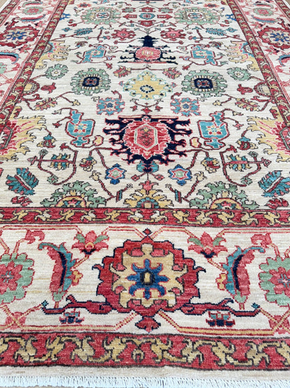 Transitional Heriz 5'2"x7'0" Area Rug