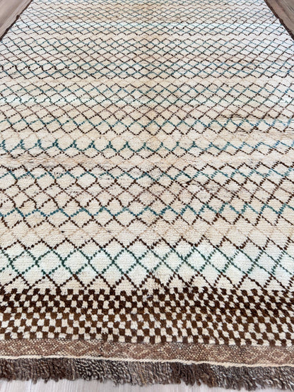 Moroccan Style 5'1"x7'7" Area Rug