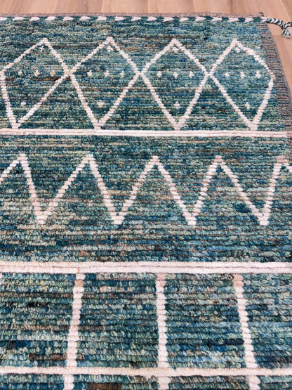 Moroccan Style 5'11"x9'0" Area Rug