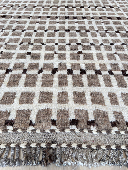 Moroccan Style 5'11"x8'0" Area Rug