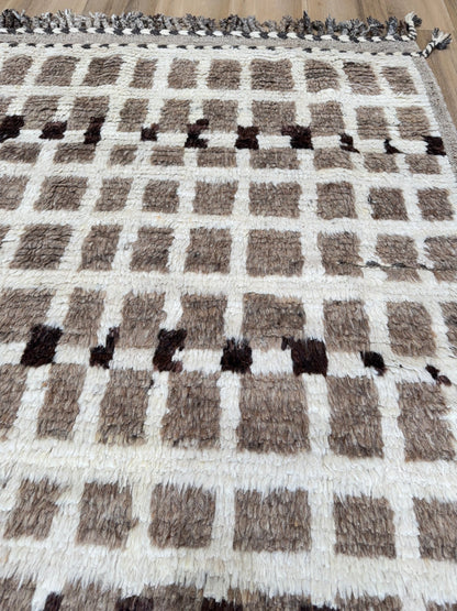 Moroccan Style 5'11"x8'0" Area Rug