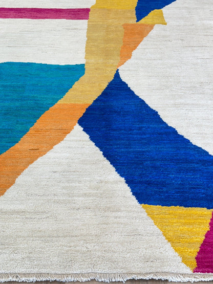 Moroccan Modern 6'6"x9'11" Area Rug