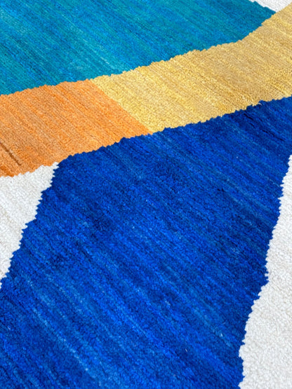 Moroccan Modern 6'6"x9'11" Area Rug