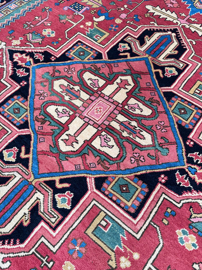 Transitional Heriz 6'8"x10'2" Area Rug
