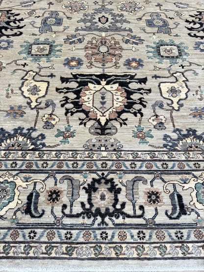 Transitional Heriz 7'11"x9'9" Area Rug