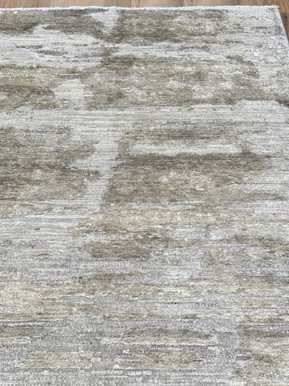 Abstract Modern 7'9"x9'5" Area Rug