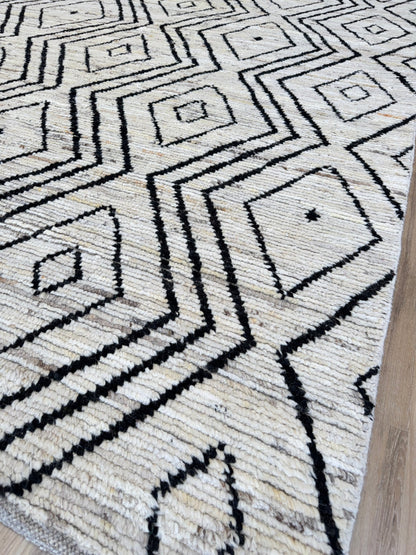 Moroccan Style 10'0"x13'8" Area Rug