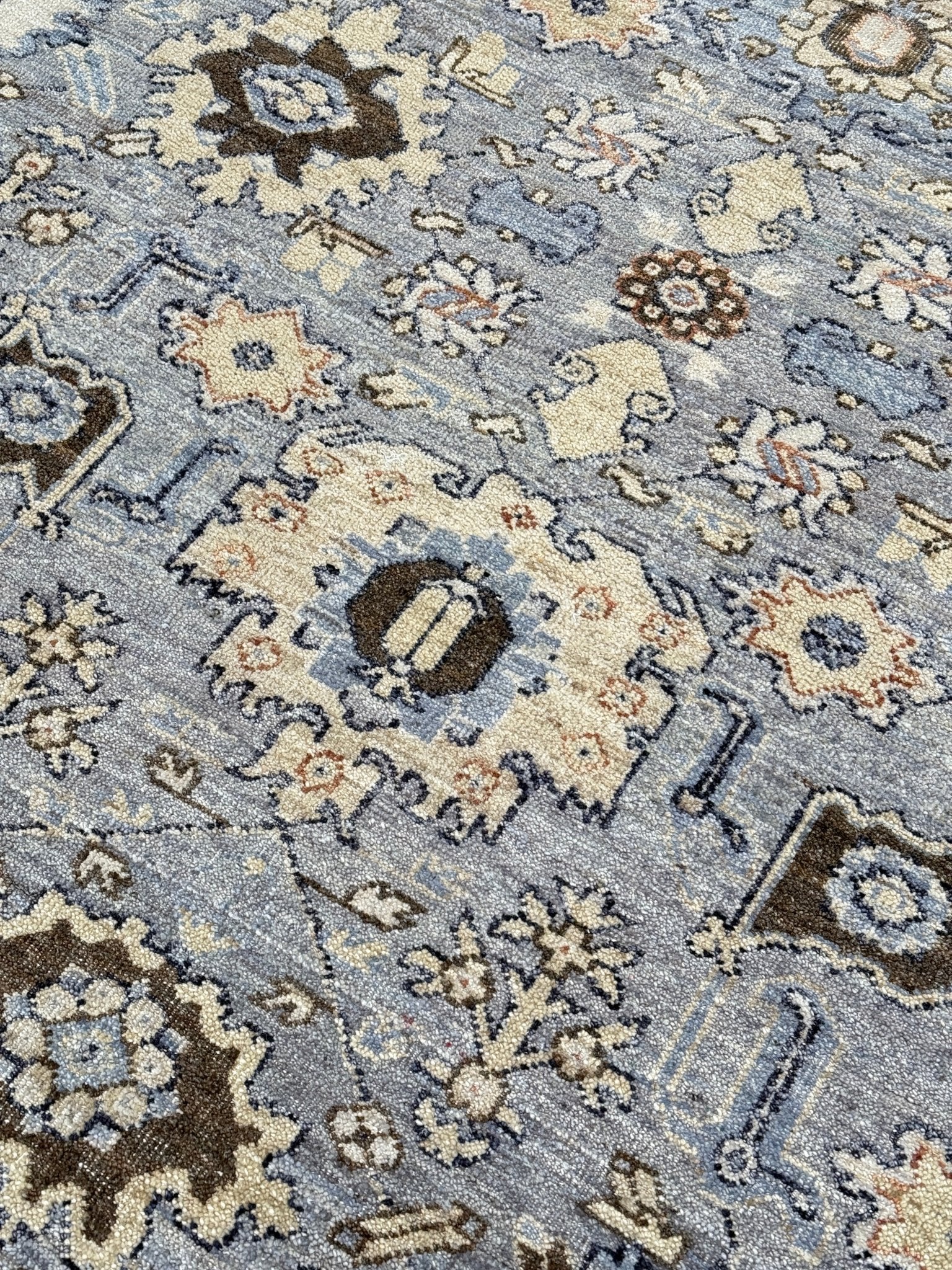 Vintage Look Karajeh 5'1"x7'0" Area Rug