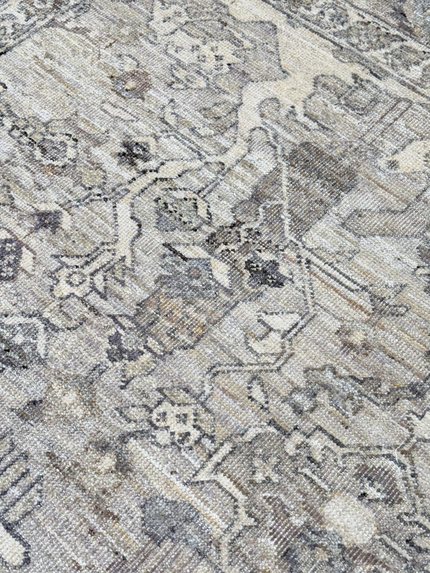Vintage Look Tabriz 6'1"x9'2" Area Rug