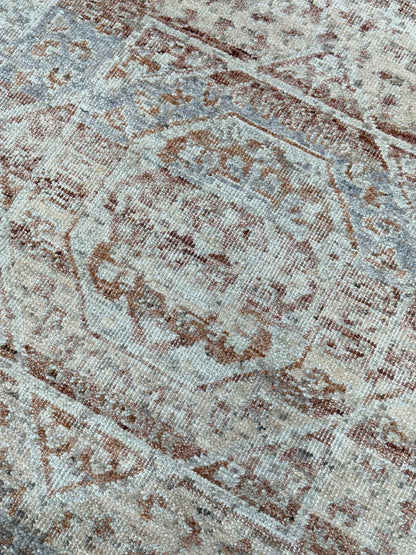 Vintage Look Mamluk 4'2"x5'11" Area Rug