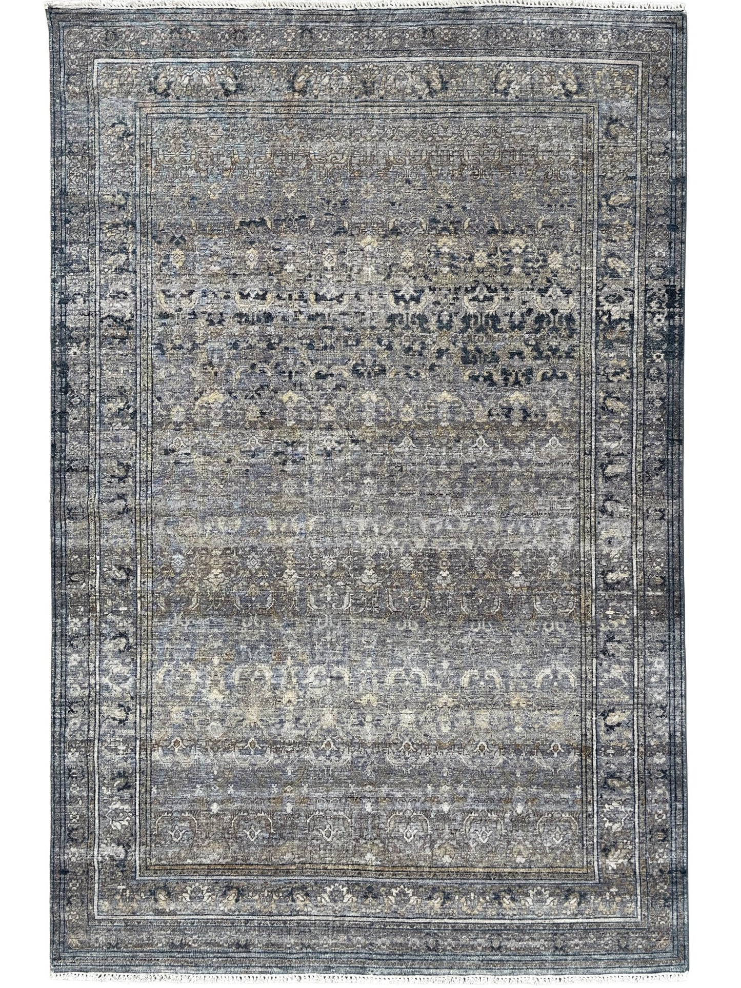 Vintage Look Khotan 6'0"x9'1" Area Rug