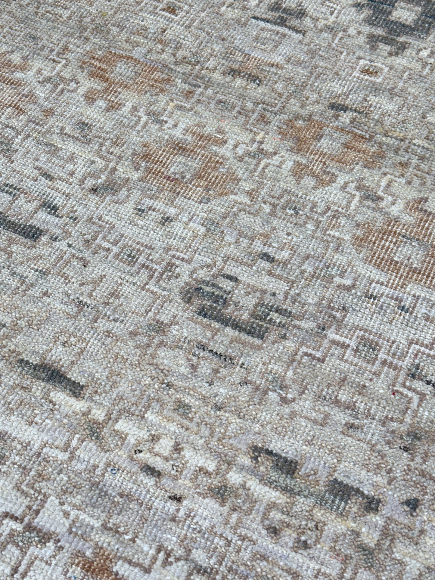 Vintage Look Khotan 4'1"x6'0" Area Rug