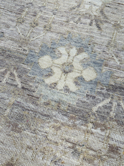 Vintage Look Oushak 3'10"x5'11" Area Rug