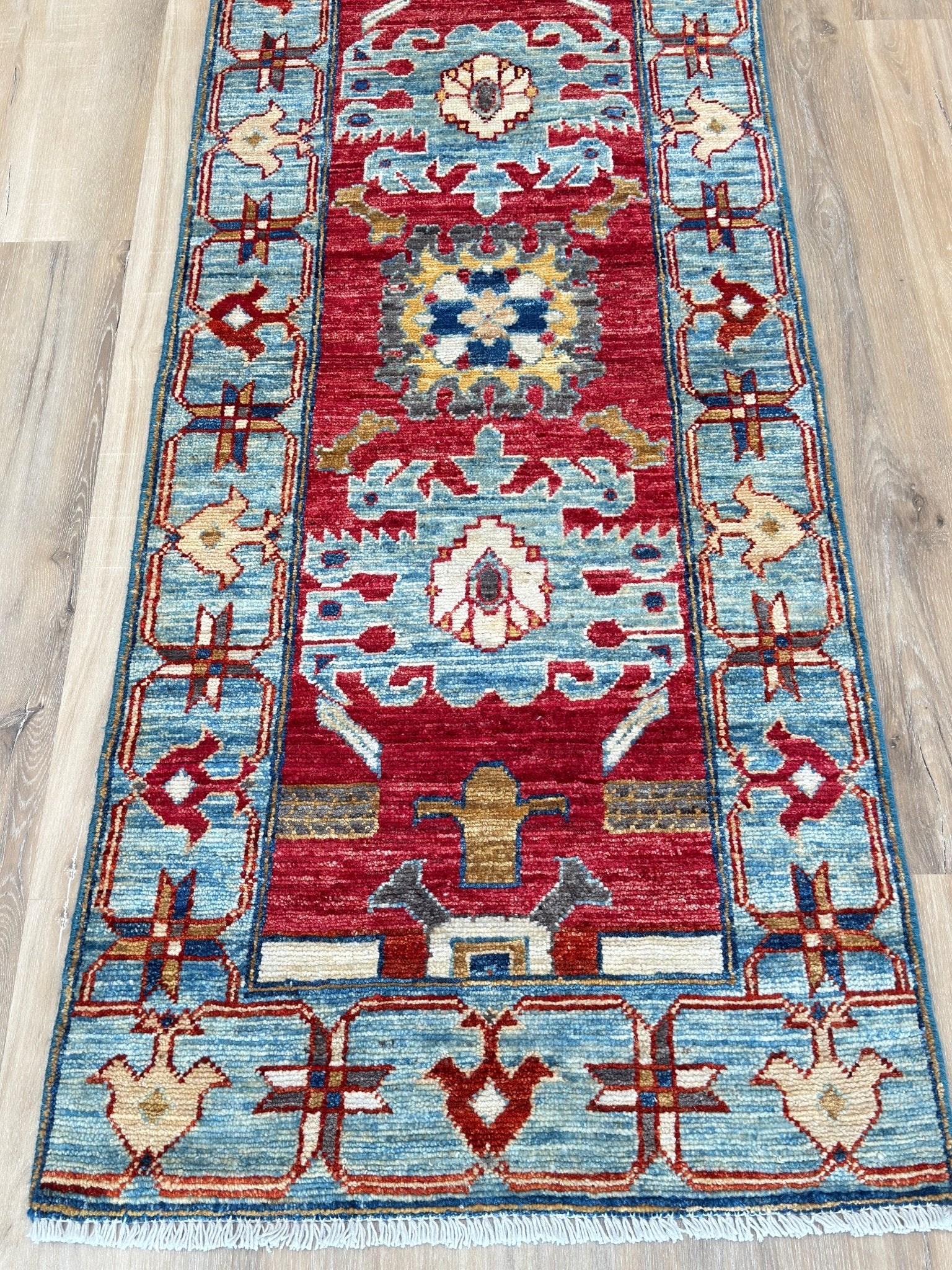 Transitional Heriz 1'11"x4'11" Area Rug