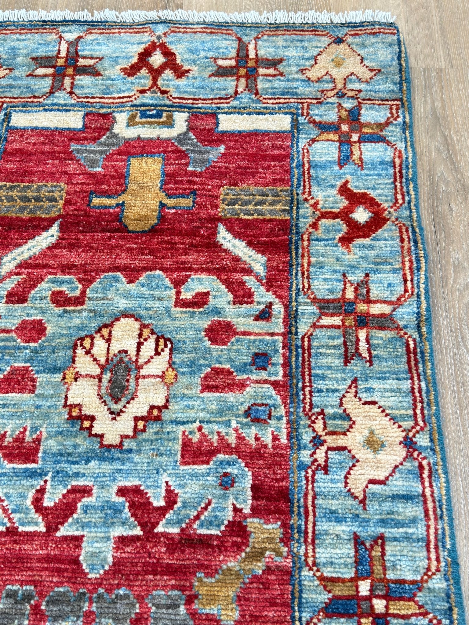 Transitional Heriz 1'11"x4'11" Area Rug