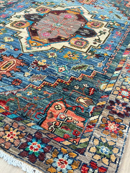Transitional Heriz 3'5"x4'10" Area Rug
