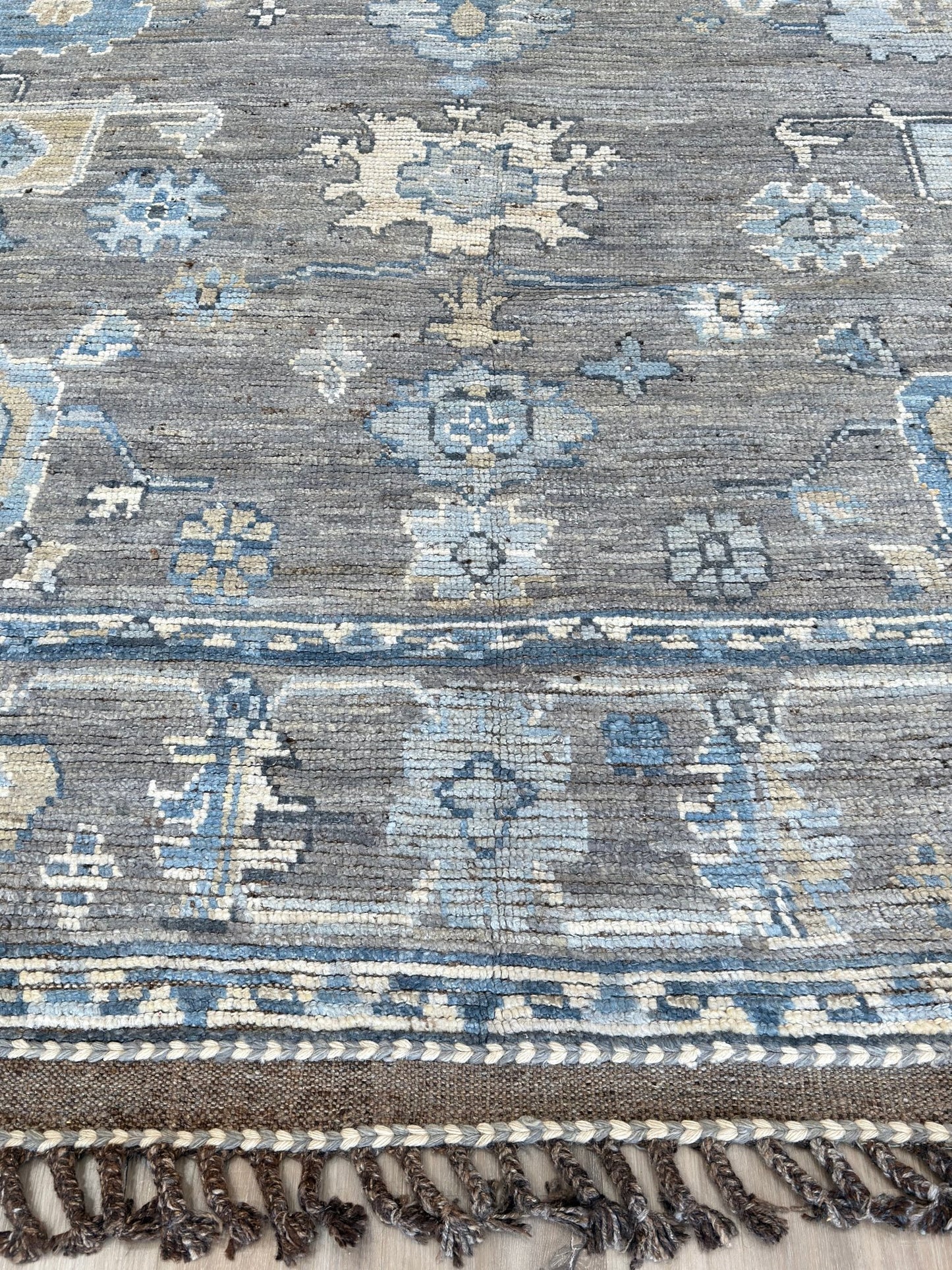 Moroccan Style 9'7"x12'10" Area Rug