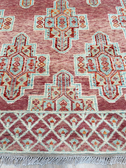 Tribal Style 4'11"x6'10" Area Rug