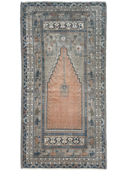 Turkish Vintage 3'9"x7'1"