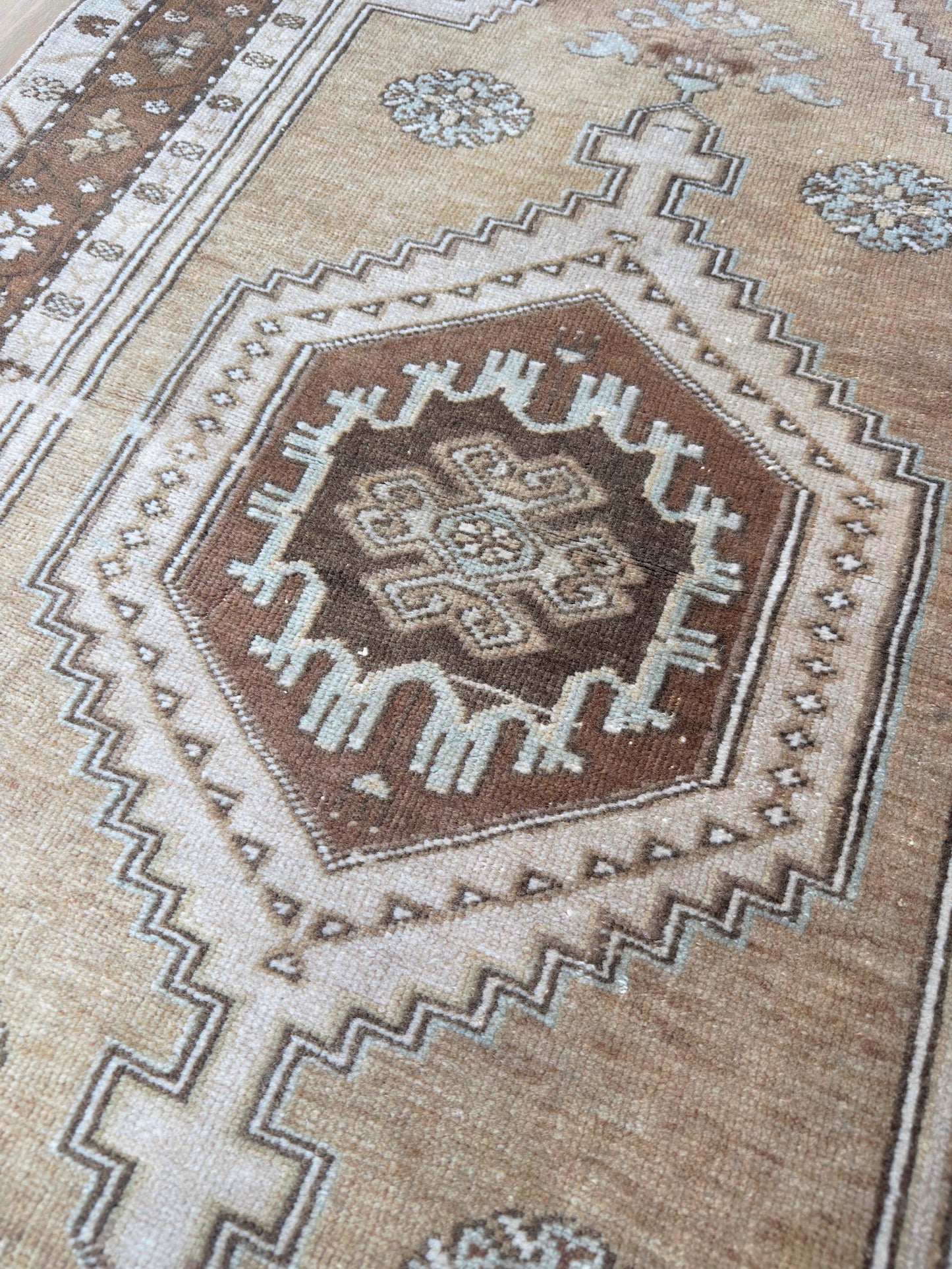 Turkish Vintage 3'0"x5'6"