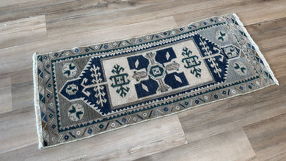 Turkish Vintage 1'8"x3'11"