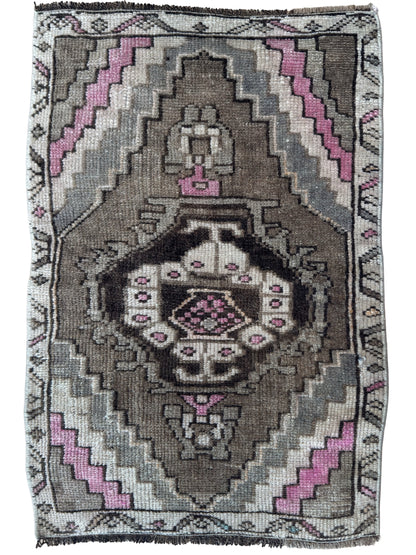 Turkish Vintage 1'9"x2'8"
