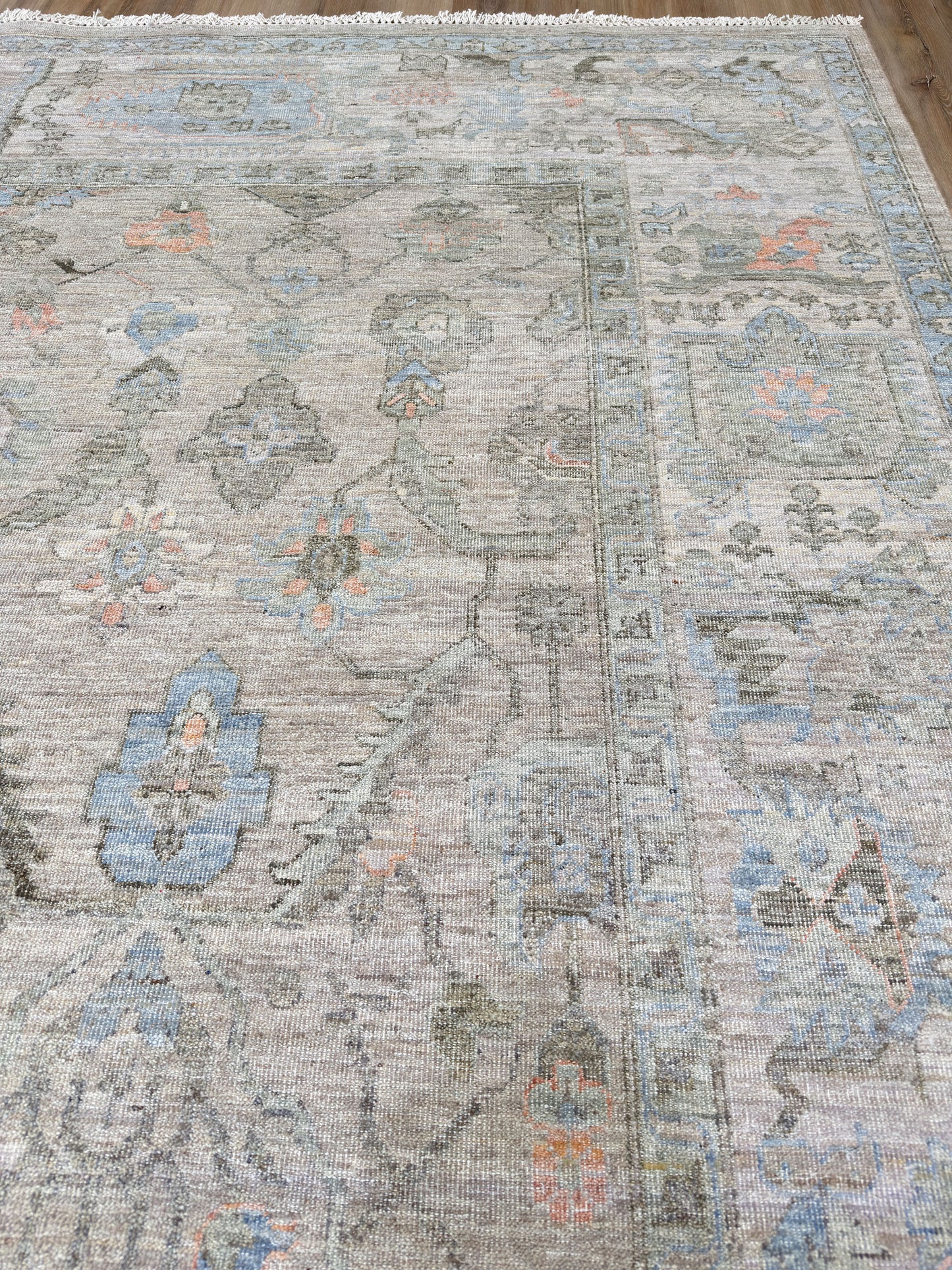 Vintage Look Agra 9'11"x14'0"