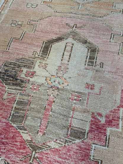 Turkish Vintage 2'8"x10'1"
