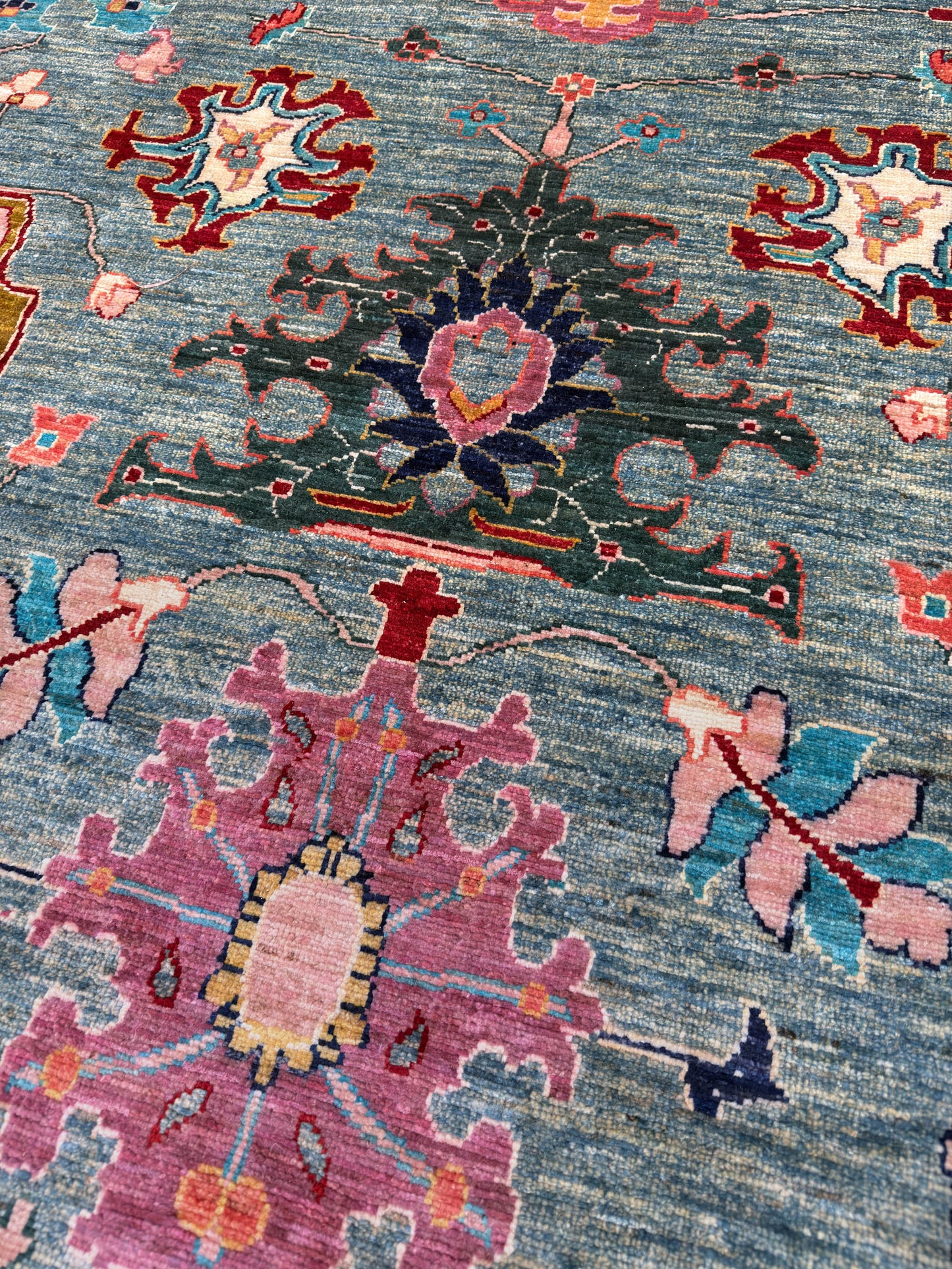 Transitional Heriz 8'11"x11'11"