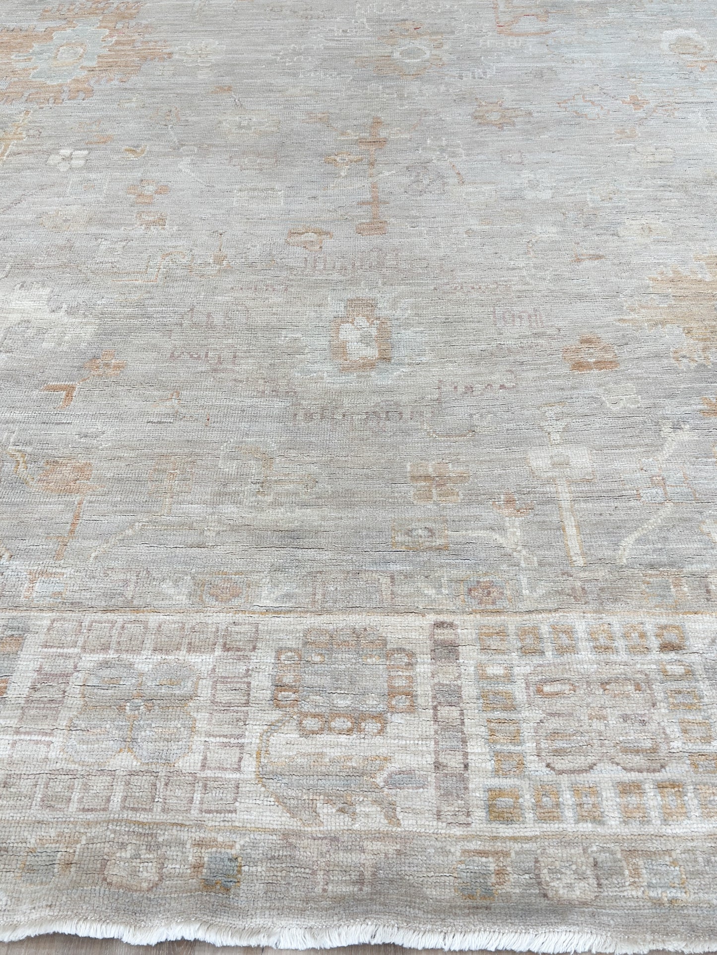 Floral Oushak 9'9"x13'5"