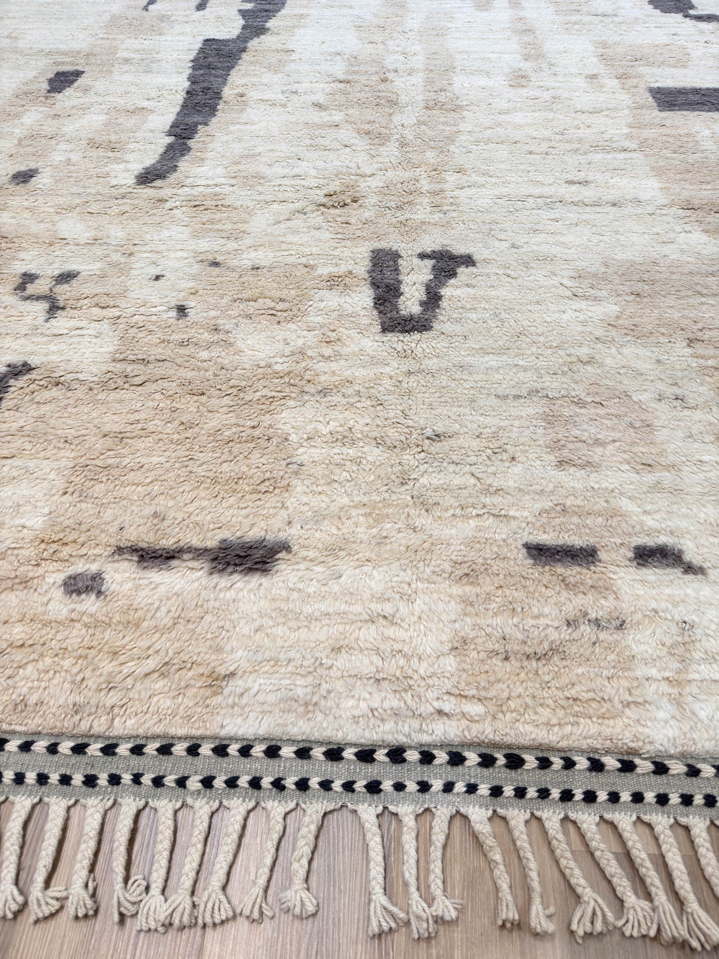 Moroccan Style 12'10"x15'7"