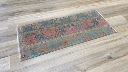 Turkish Vintage 1'6"x3'8"