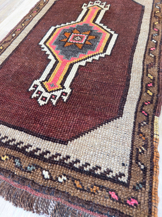 Turkish Vintage 1'9"x2'11"