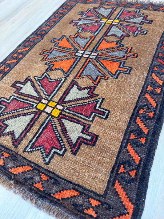 Turkish Vintage 1'10"x2'8"