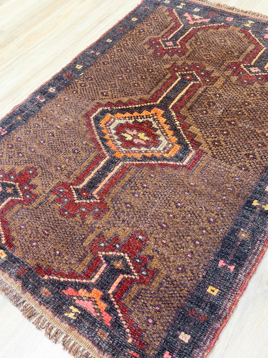 Turkish Vintage 2'1"x2'10"