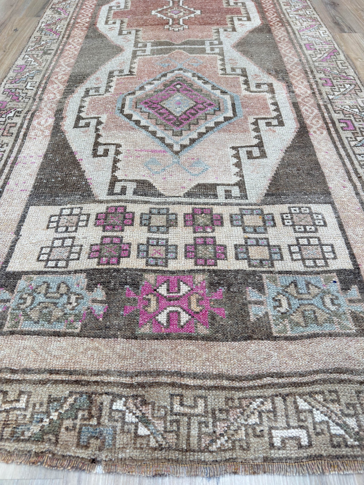 Turkish Vintage 3'11"x10'5"