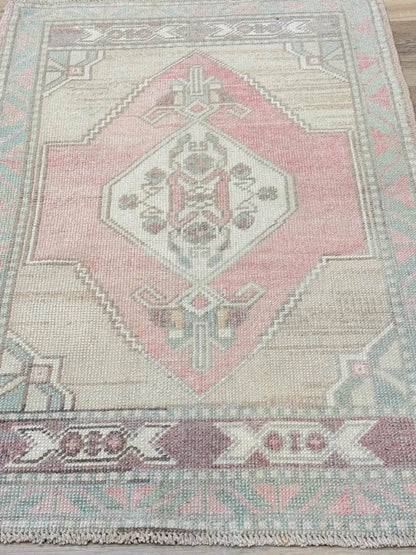Turkish Vintage 2'4"x3'6"