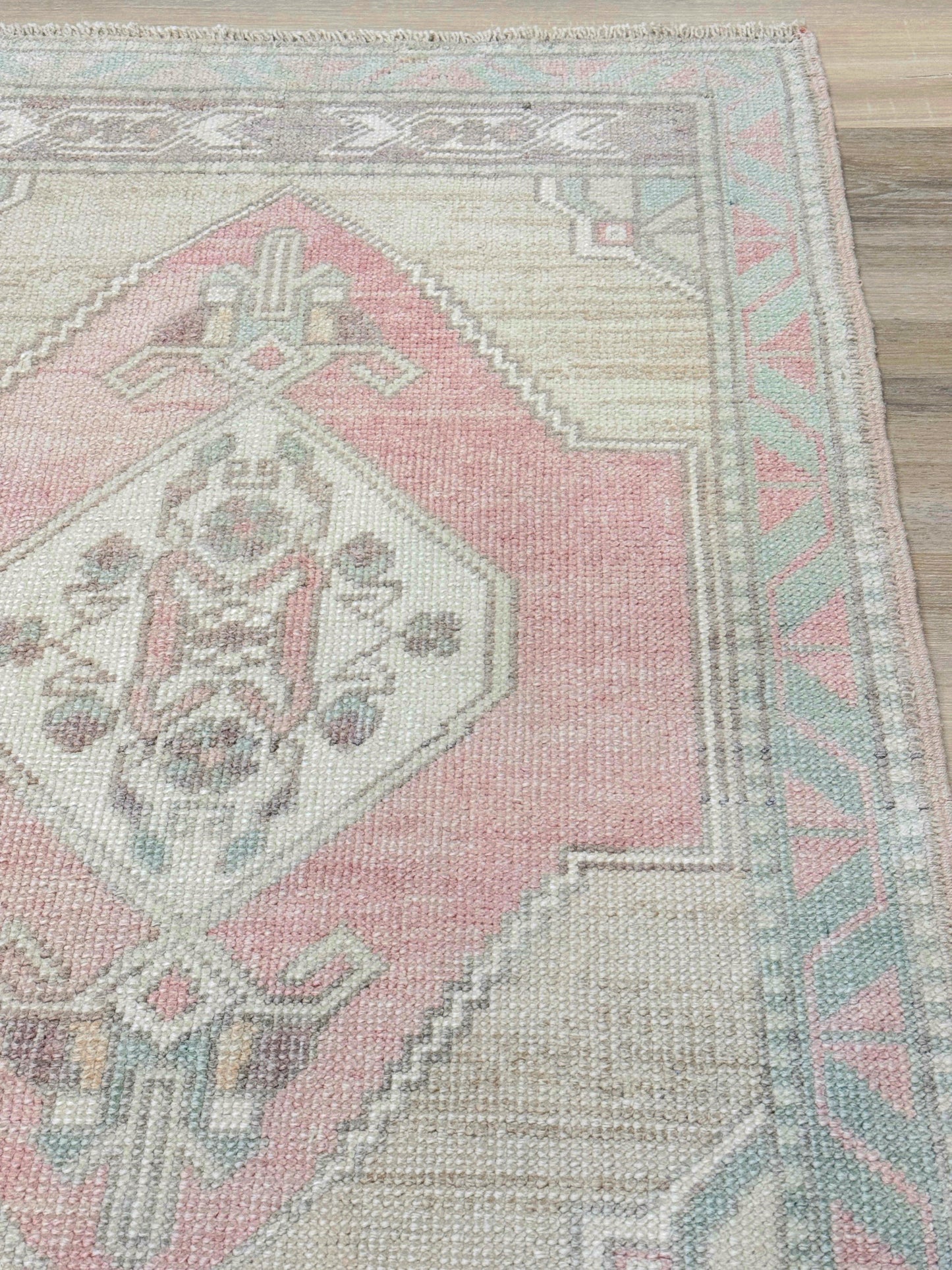 Turkish Vintage 2'4"x3'6"