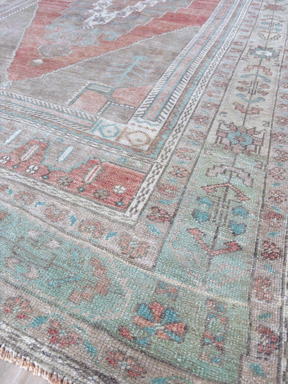 Turkish Vintage 5'4"x9'4"