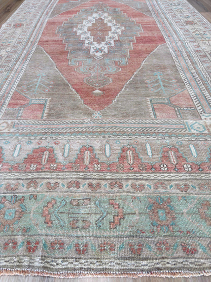 Turkish Vintage 5'4"x9'4"
