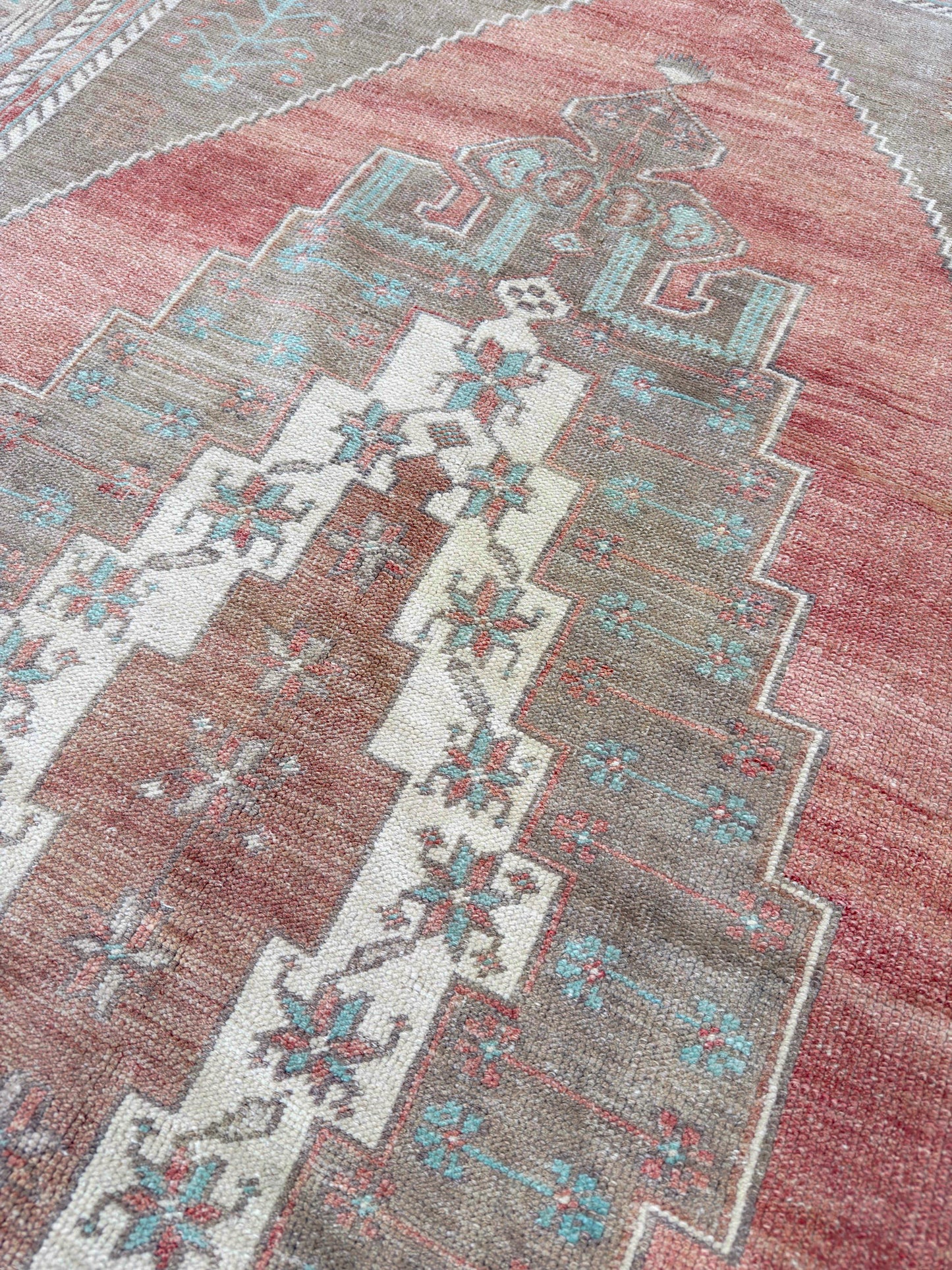 Turkish Vintage 5'4"x9'4"