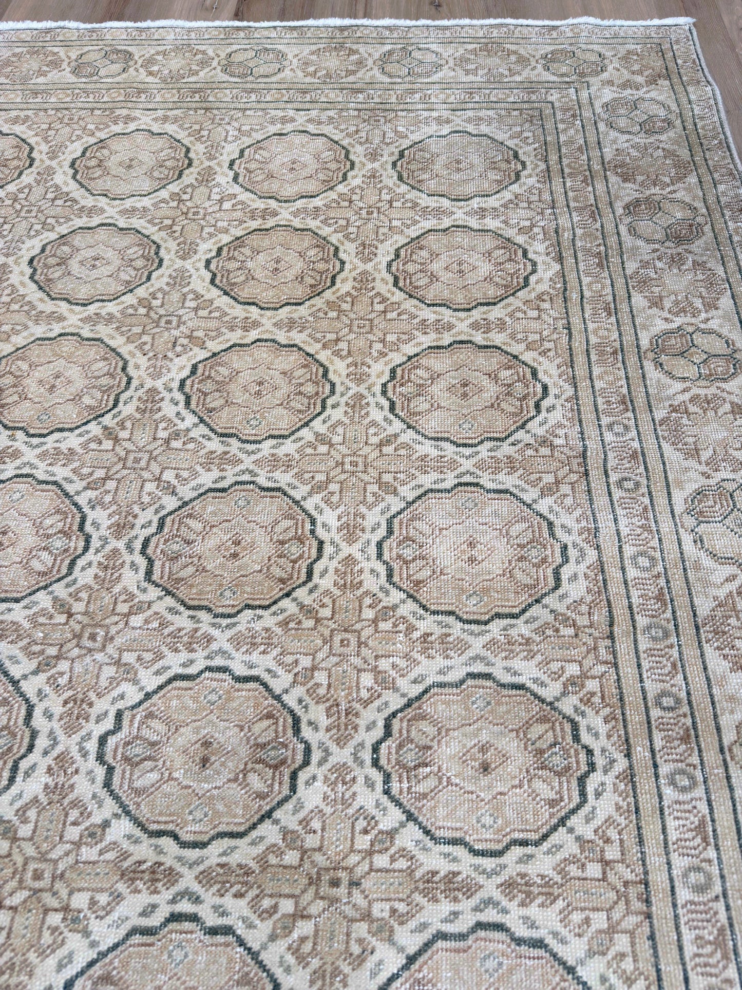 Turkish Vintage 6'4"x9'2"