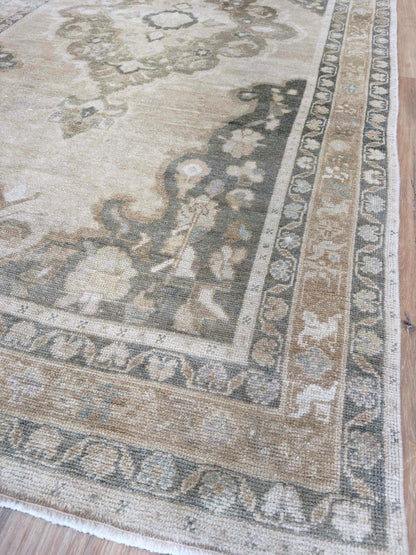 Turkish Vintage 4'9"x8'8"