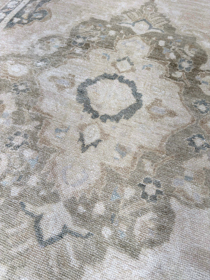 Turkish Vintage 4'9"x8'8"
