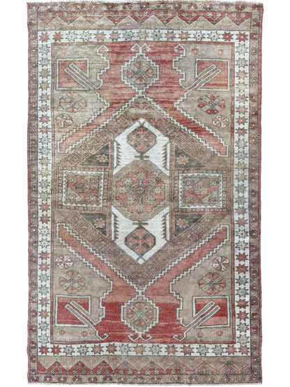 Turkish Vintage 4'7"x7'3"