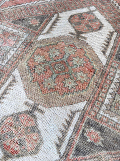 Turkish Vintage 4'7"x7'3"